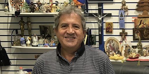 O libanês Pierre Sfeir fugiu da guerra para vencer no Brasil