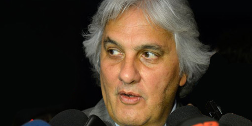 Cai Delcídio, o terceiro senador a ser cassado na História do país