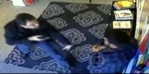  Policial que agrediu comerciante iraniano tem prisão decretada