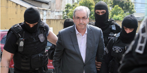 Atrás das grades, Cunha é também uma ameaça a Lula