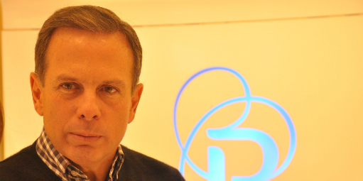 64,5 mil prefeitos e vereadores assumem neste domingo