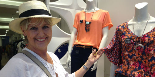 Confecções lançam a coleção de verão e não veem entusiasmo nos lojistas