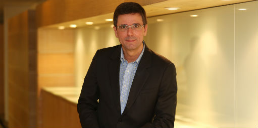 Ele deu adeus ao crachá. Agora ajuda empresas a enfrentar a crise 