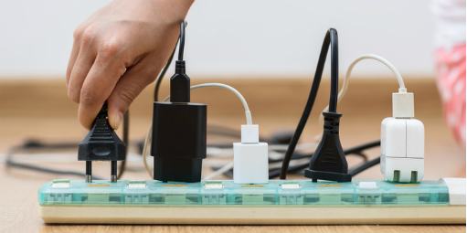 Preço da conta de luz diminui para empresas e consumidores