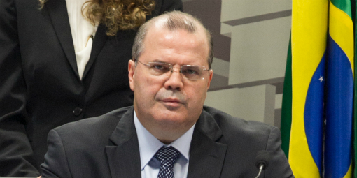 Para Tombini, a inflação já começa a cair em abril