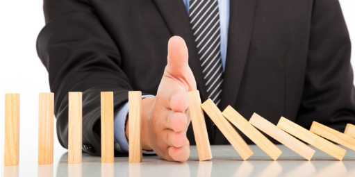 Risco de novo rebaixamento da nota do Brasil é de 90%