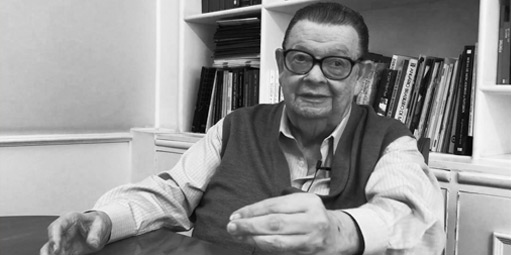 "País vive uma luta de classes", afirma Delfim Neto