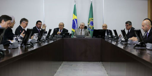 Pacote enfatiza maior segurança nas transações 