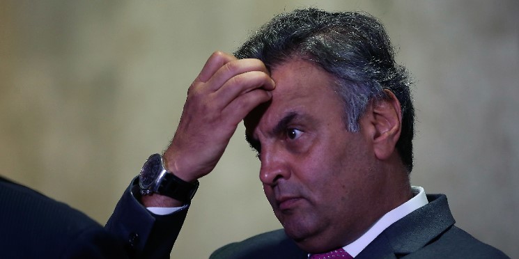 Aécio Neves é agora pouco mais que um cadáver político