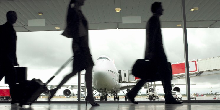 Estados Unidos elevam nível de risco para turistas em viagem ao Brasil