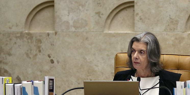 Voto de Minerva de Cármen Lúcia coloca Lula a um passo da cadeia