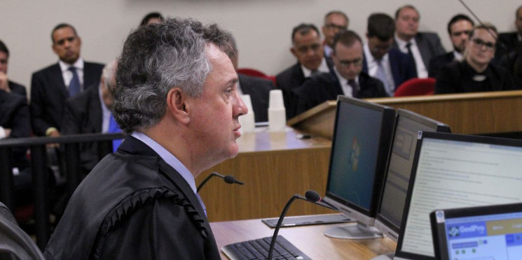 Condenado por unanimidade, Lula tem pena aumentada para 12 anos