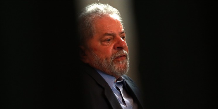 STF decide manter Lula preso