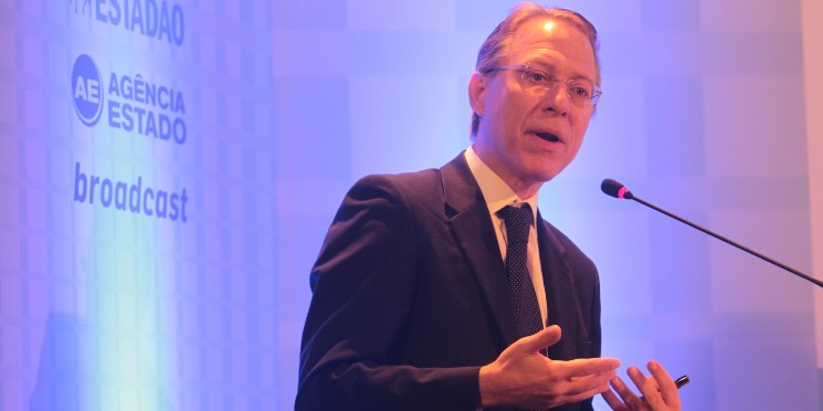 "Não vamos escapar de aumento de impostos", prevê Lisboa