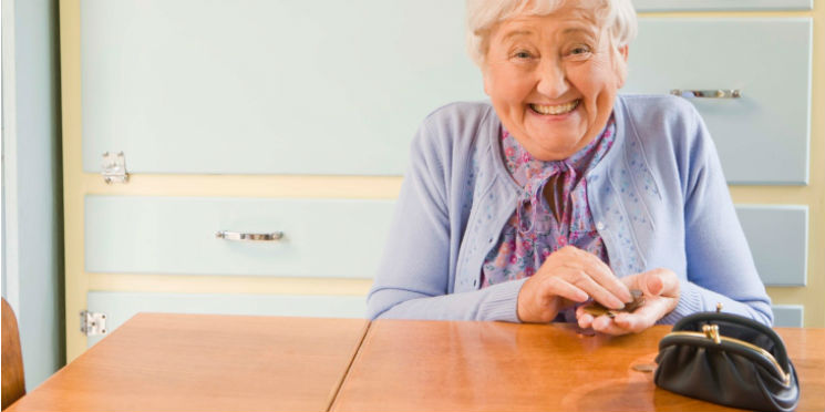 Governo decide liberar saque do PIS/Pasep a aposentados