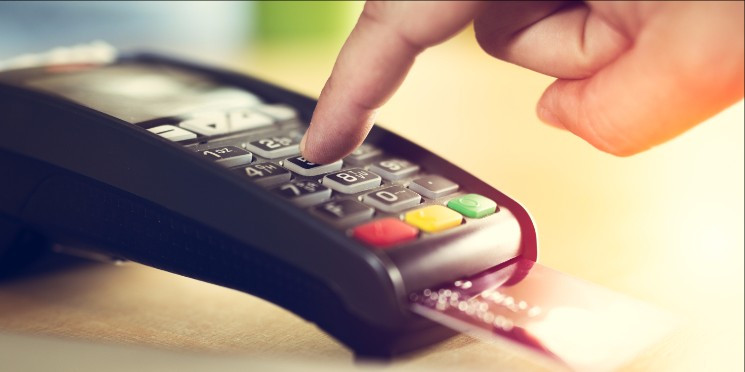 A redução do prazo de recebimento das vendas no cartão poderia ser prejudicial aos lojistas?