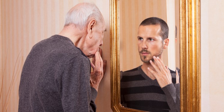 Mário resolve, mas tem 60 anos. Quem o comprará?