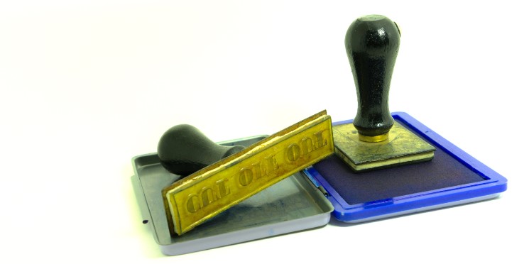 Reconhecimento de firma: burocracia que custa a morrer