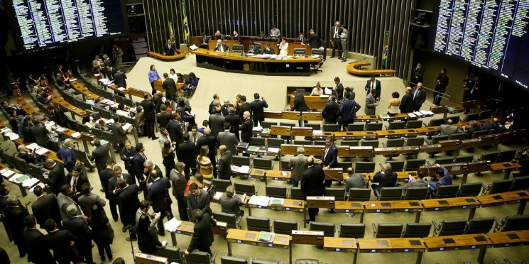 Empresários se mobilizam e pressionam deputados a votar pela reforma
