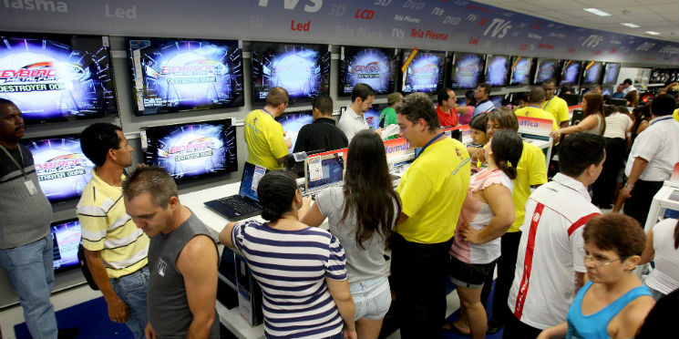 Casas Bahia é condenada a indenizar funcionário por apelido