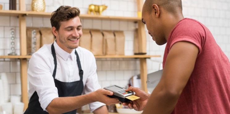 Microempreendedores paulistas pagam taxas de juros maiores 