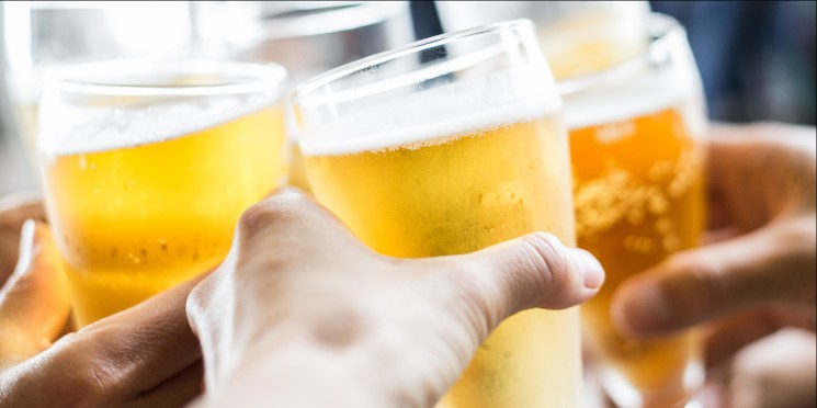 Cerveja artesanal ganha espaço entre os brasileiros 