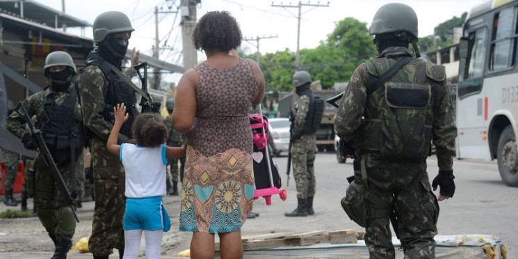 A política do Exército