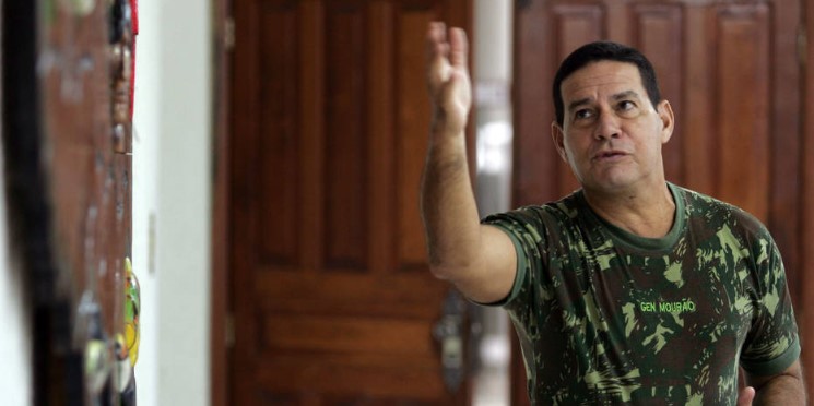 Do que falou o general