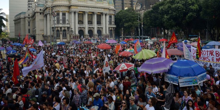 TSE veta propaganda do PT que associa rival à tortura