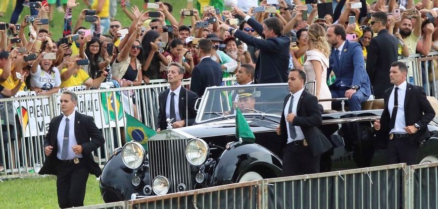 'Vou lutar pelas reformas essenciais', diz Bolsonaro 