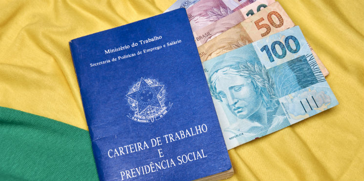 Sem aumento real, salário mínimo pode ir a R$ 1.040 em 2020