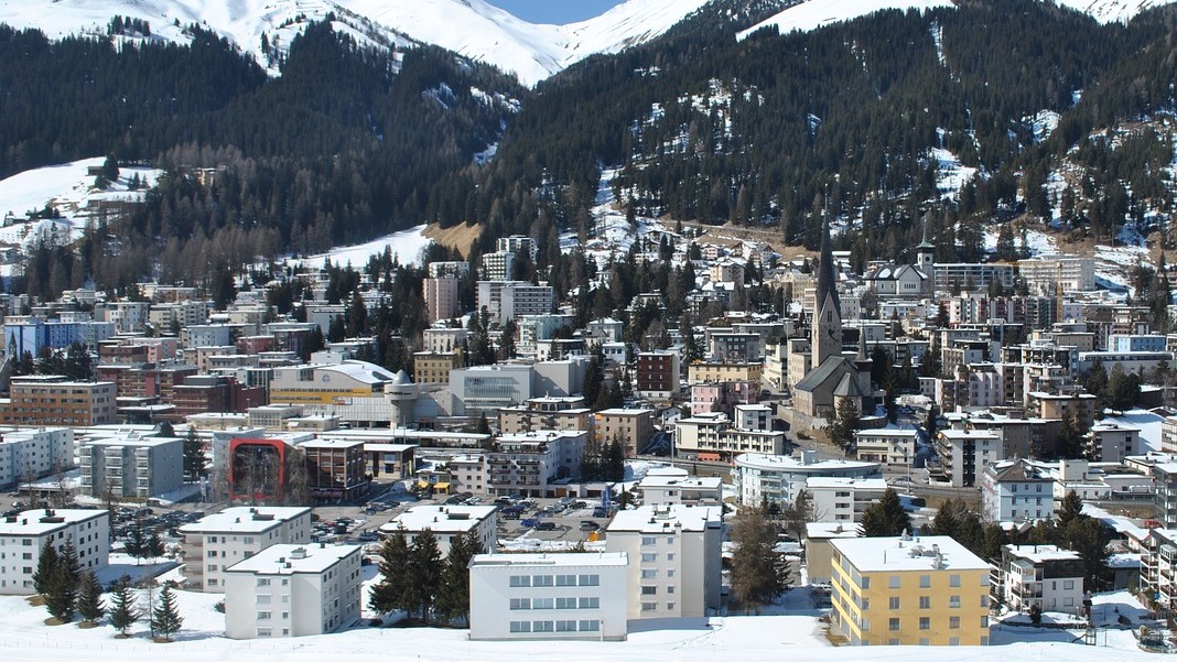 Em Davos. uma resposta às instituições em xeque