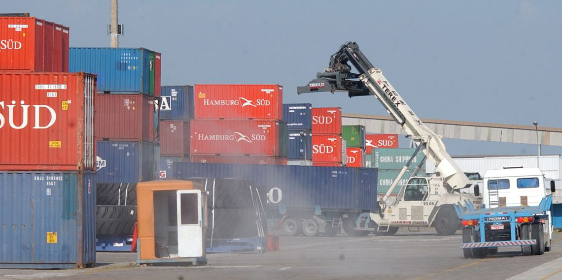 Superávit da balança comercial em março é de US$ 4,99 bilhões