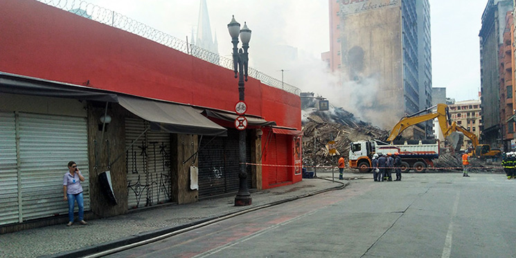 Comerciantes do Largo do Paissandu sofrem com a tragédia