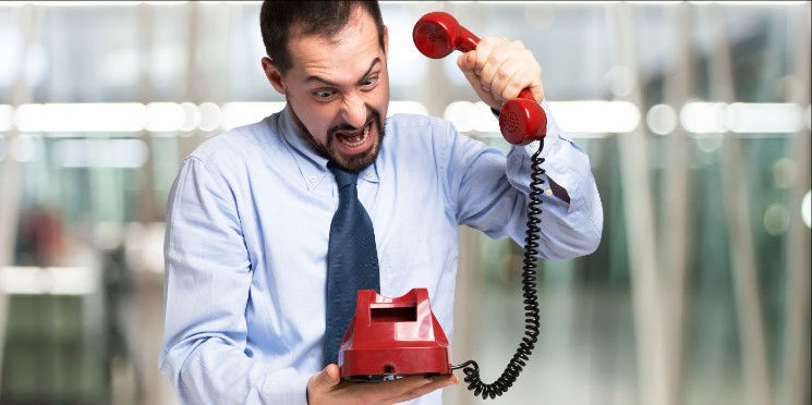 Queixas contra serviços de telecomunicações diminuem