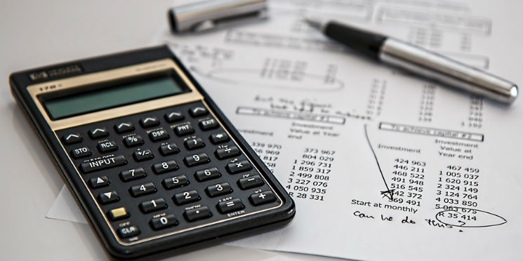 Pedi revisão do meu IPTU. Enquanto isso, preciso pagar?