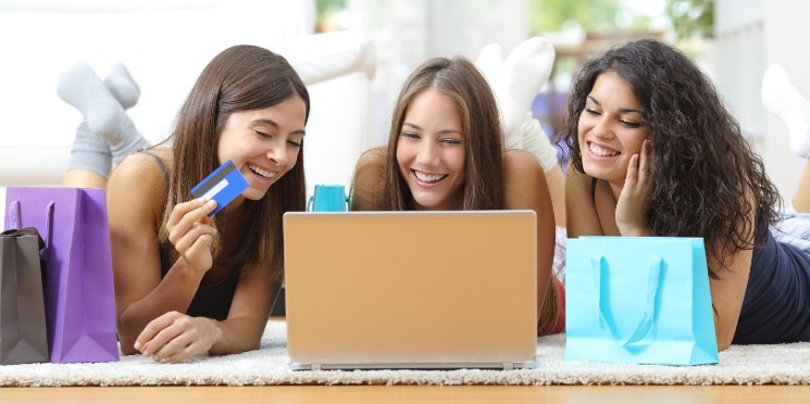 E-commerce atinge R$ 53 bi em vendas no 1º semestre, novo recorde