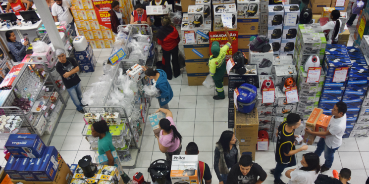 Magazine Luiza transforma erro em promoção