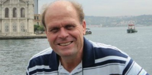 Via Varejo troca comando e deve vender fatia na Bolsa