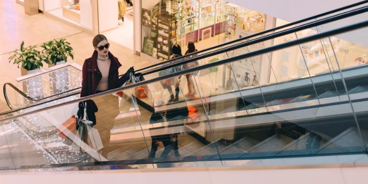 Gastos de brasileiros no exterior caem 5,4%