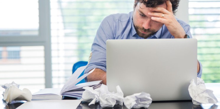 Micros e pequenas puxam alta dos pedidos de falência