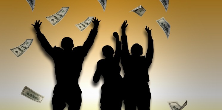 Olha! Dinheiro caindo do céu!