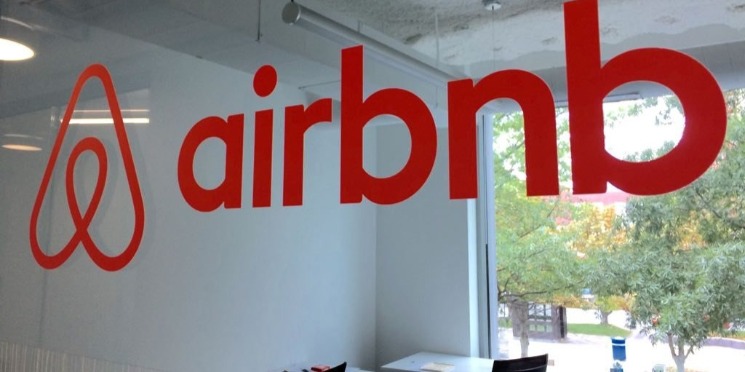 Hotelaria quer restrições a aplicativos de viagem