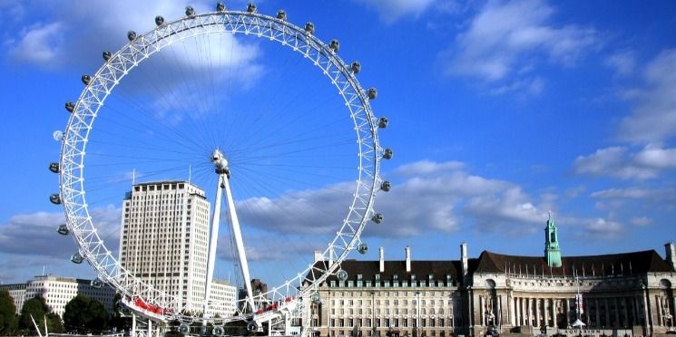 Lego joga pesado no mercado de entretenimento turístico