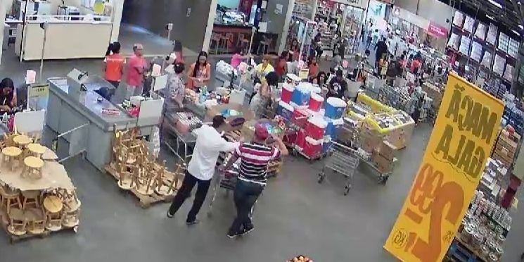 Varejo reage em junho após seis meses de queda