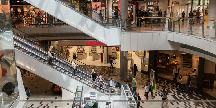 13º aluguel é o debate da vez entre shoppings e lojistas