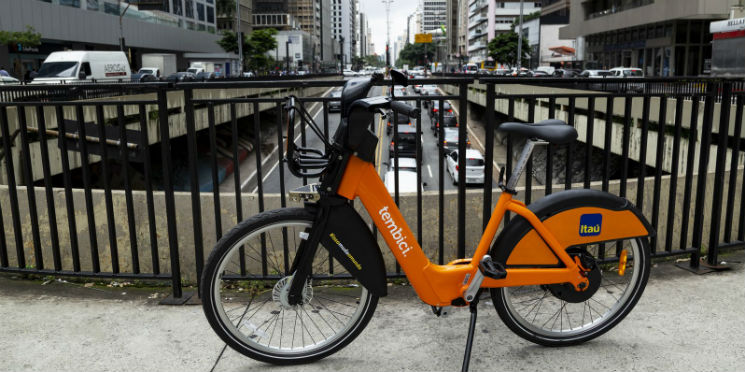 Bicicletas elétricas compartilhadas são lançadas em São Paulo