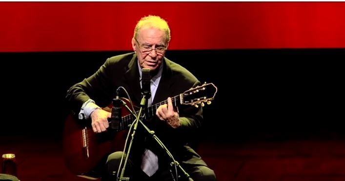 Morre uma lenda, João Gilberto