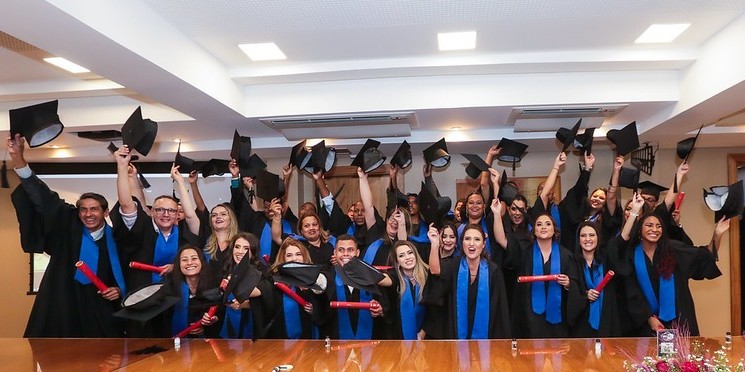 FAC-SP forma primeira turma de profissionais para o varejo