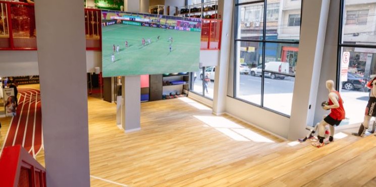 Centauro abre sua primeira loja de rua